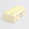 6186611【Bright Light Yellow】デュプロ 2x4ブリック(V8カフェのエンブレム) 1個